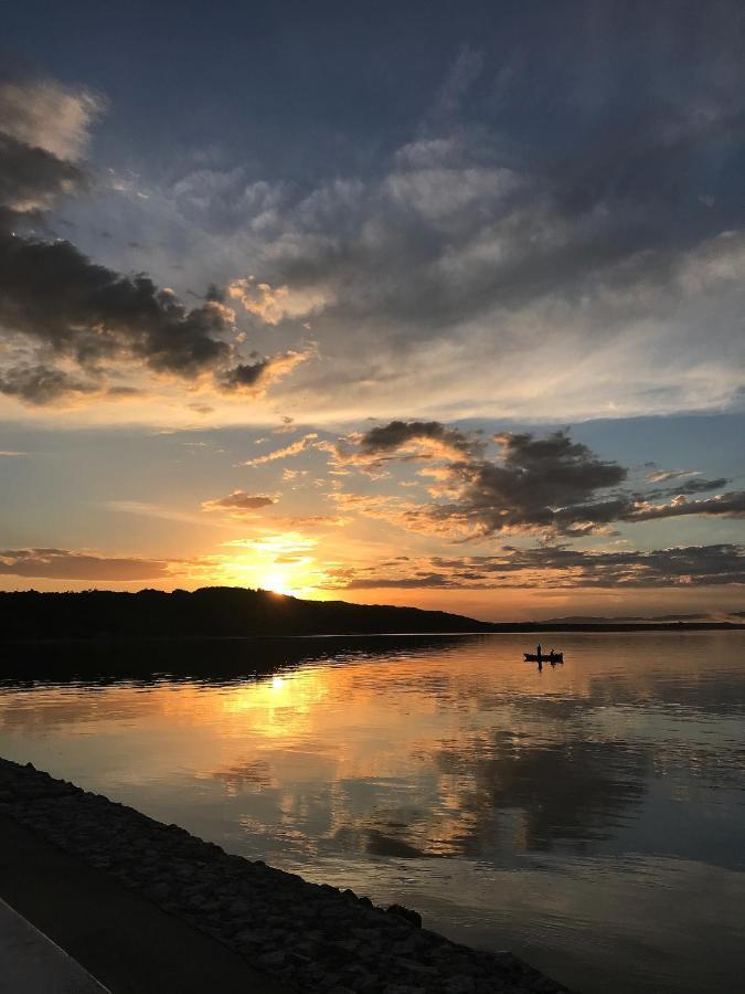 Apartman Studio Milojkovic Golubac Exteriör bild