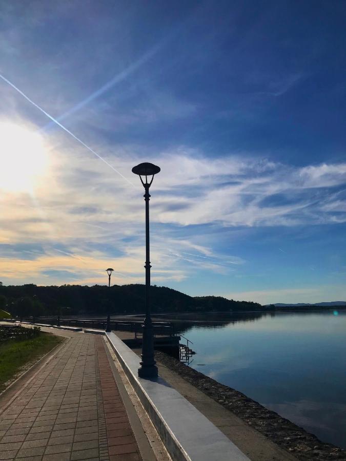 Apartman Studio Milojkovic Golubac Exteriör bild